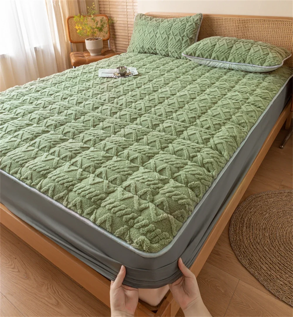 

1PC Winter Warm Fitted Sheet Bedroom Decoration Bed Sheet Taff Velvet Fleece Bed Sheet Thicken Mattress Protectors No Pillowcase