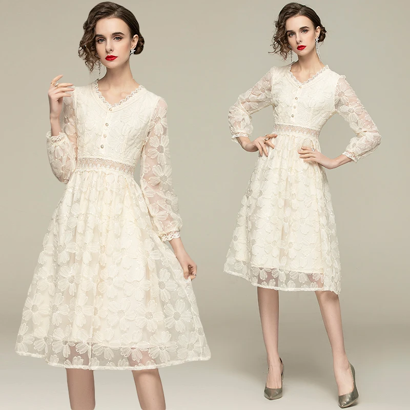 

2024 New Light Luxury Flower Embroidered Lace Dress Women's Summer V-Neck Lantern Sleeves Slim Fit A-ling Casual Long Skirt