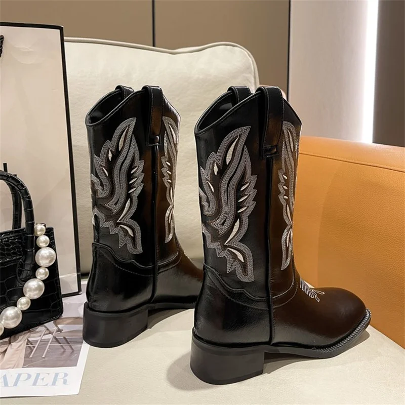 Versatile square head thick heel medium tube cavalry boots women's long tube embroidery vintage Cowboy boot