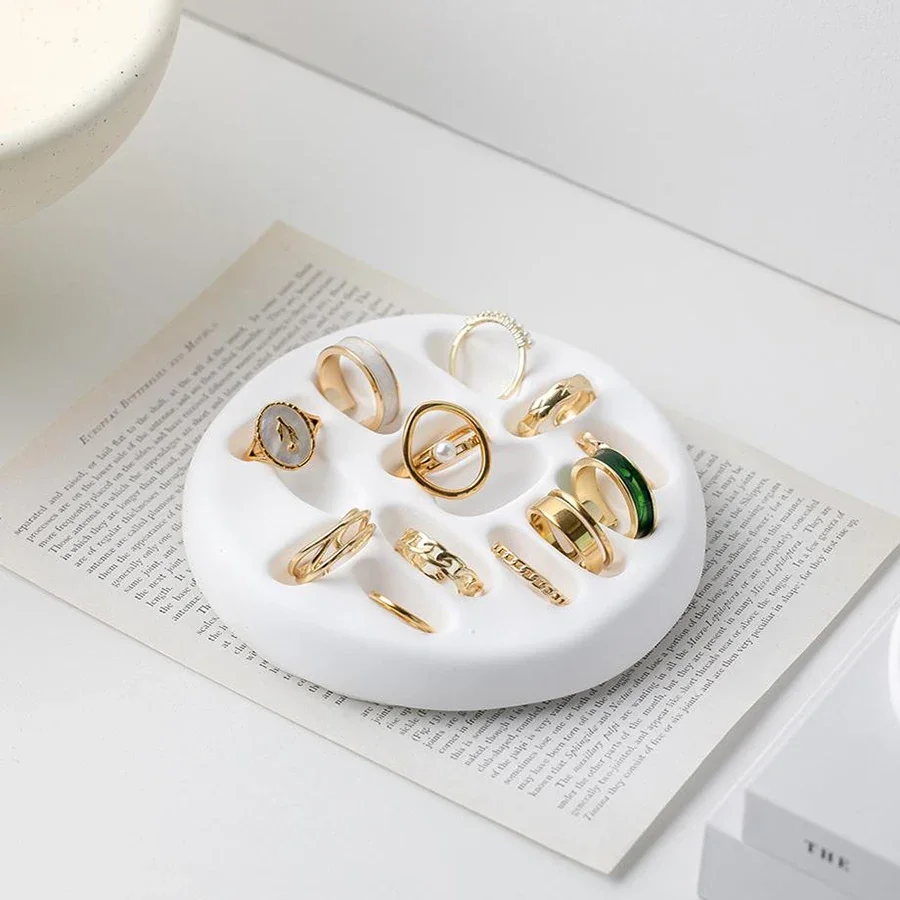 Gypsum white ring display stand holder ,Jewelry organizer props . couple ring display holders case , creative earrings box