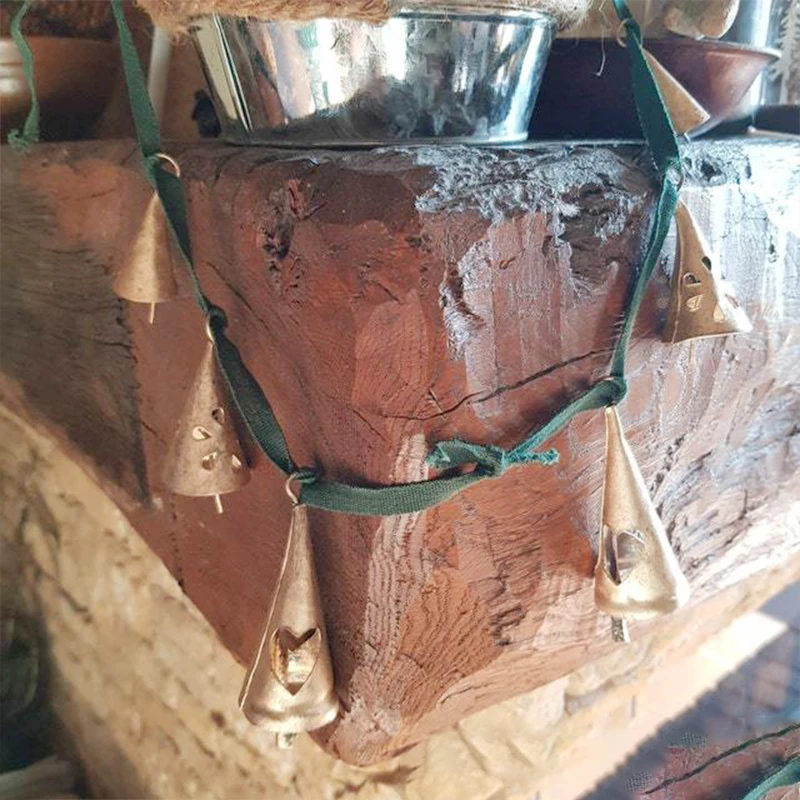 Large Rustic Vintage Lucky Round Cow Bells On Rope Wall Hanging Handicrafts Shabby Style Rustic Metal Hanging Giant Cow Bells