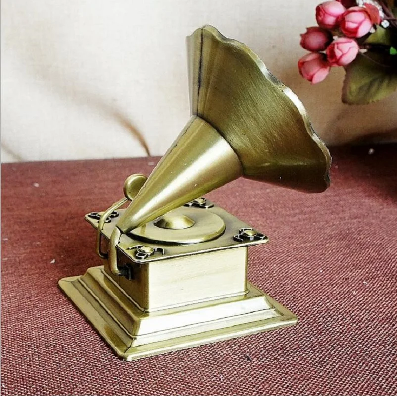 Retro Phonograph Model Vintage Record Player Gramophone for Office Club Bar 