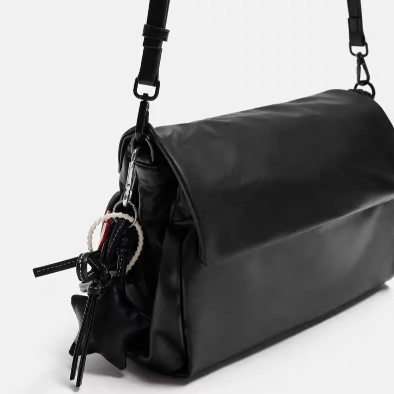 2025 Vintage  New Trendy  Women's Shoulder Crossbody Messenger Bag Simple Fashion Design Large Capacity Handbag