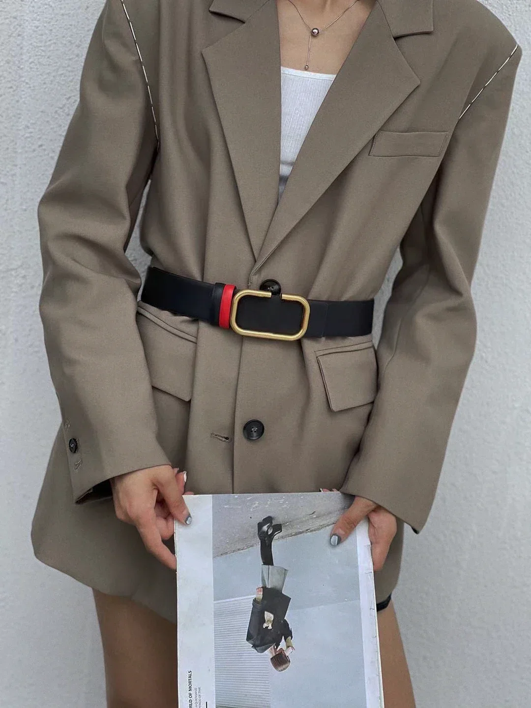 2024 Women's Luxury Belt Women's New Belt Antique Copper Metal Buckle Retro Fashion High-end Designer Belt