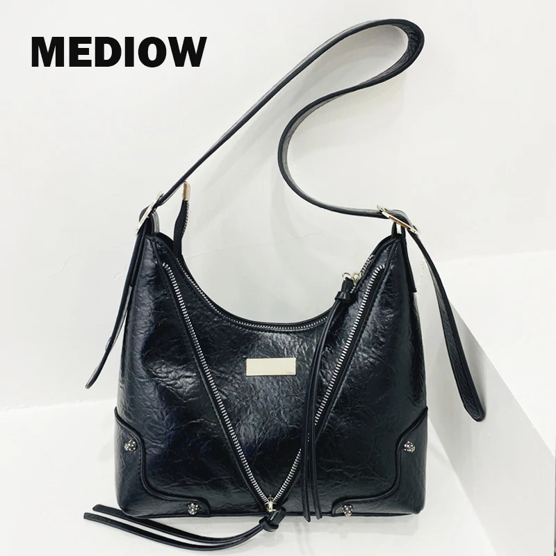 

MEDIOW Moto & Biker Bags For Women Luxury Designer Handbags And Purses 2023 New In PU Wax Skin Metal Sheets Rivets Shoulder Bag