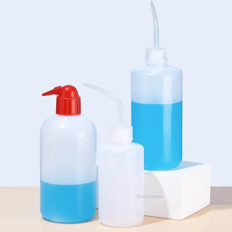 Kunststoff-Quetschflasche, Waschflasche, Ellenbogen-Spülflasche, rot-weiß, mit schmaler Öffnung, Skala mit Größenangaben, 150 ml, 250 ml, 500 ml, 1000 ml, 1 Stück – Detail 3