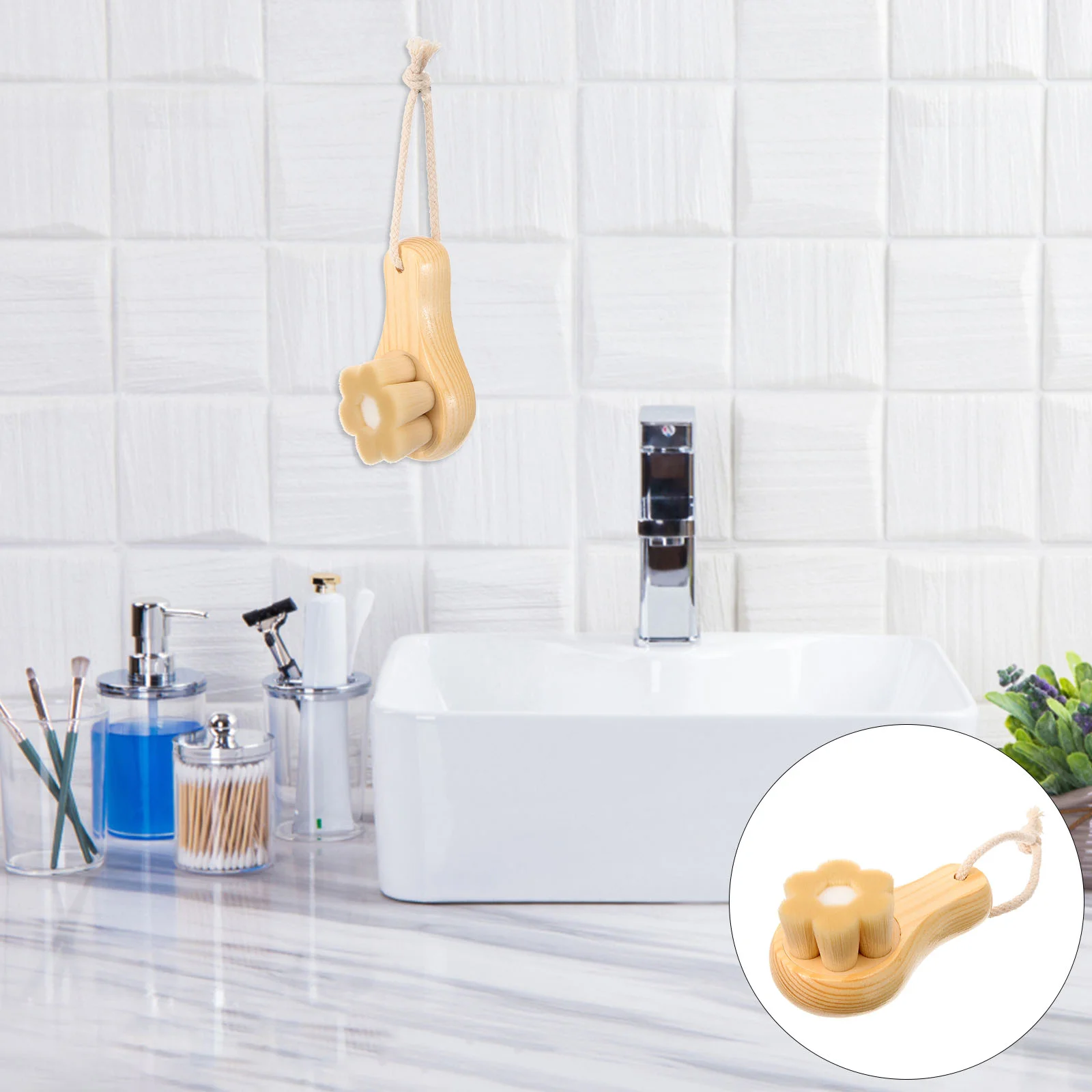 

Face Scrubber Wooden Handle Exfoliator Face Scrub Brush Women Facial Scrubber