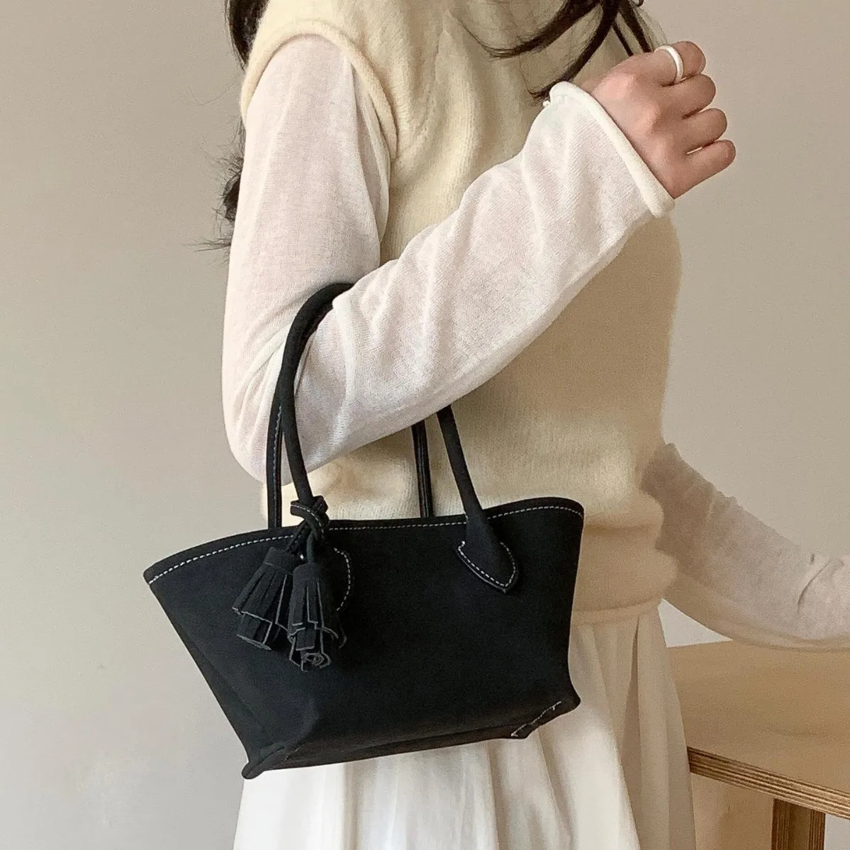 Casual Versatile Tote Bag Faux Suede Solid Color Shoulder Bag small Handbag for Women Top-Handle Bags