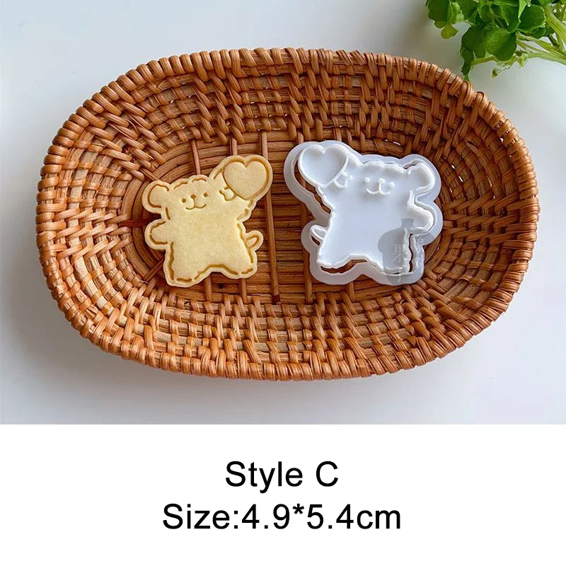 Adorable Bear Fondant Cake Mold and Cookie Cutters for Kids' Baking and Decorating