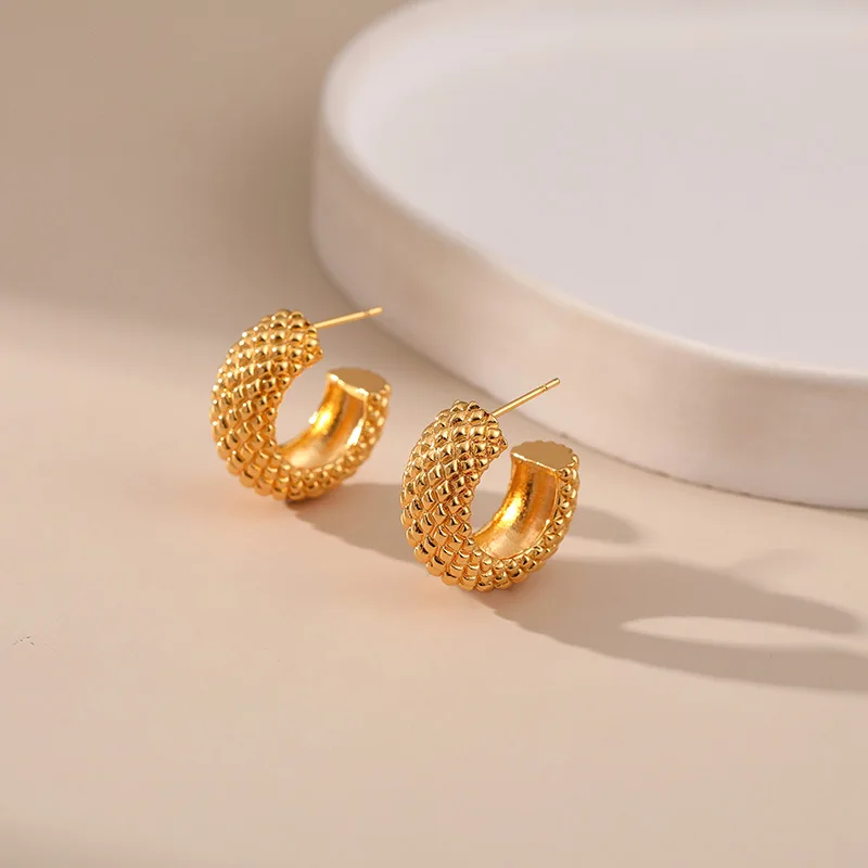 Punk 18K Gold Plated C Shape Thick Hoop Earrings Open Lines Geometric Stainless Steel Women Ear Hoops Huggie Vintage Jewelry