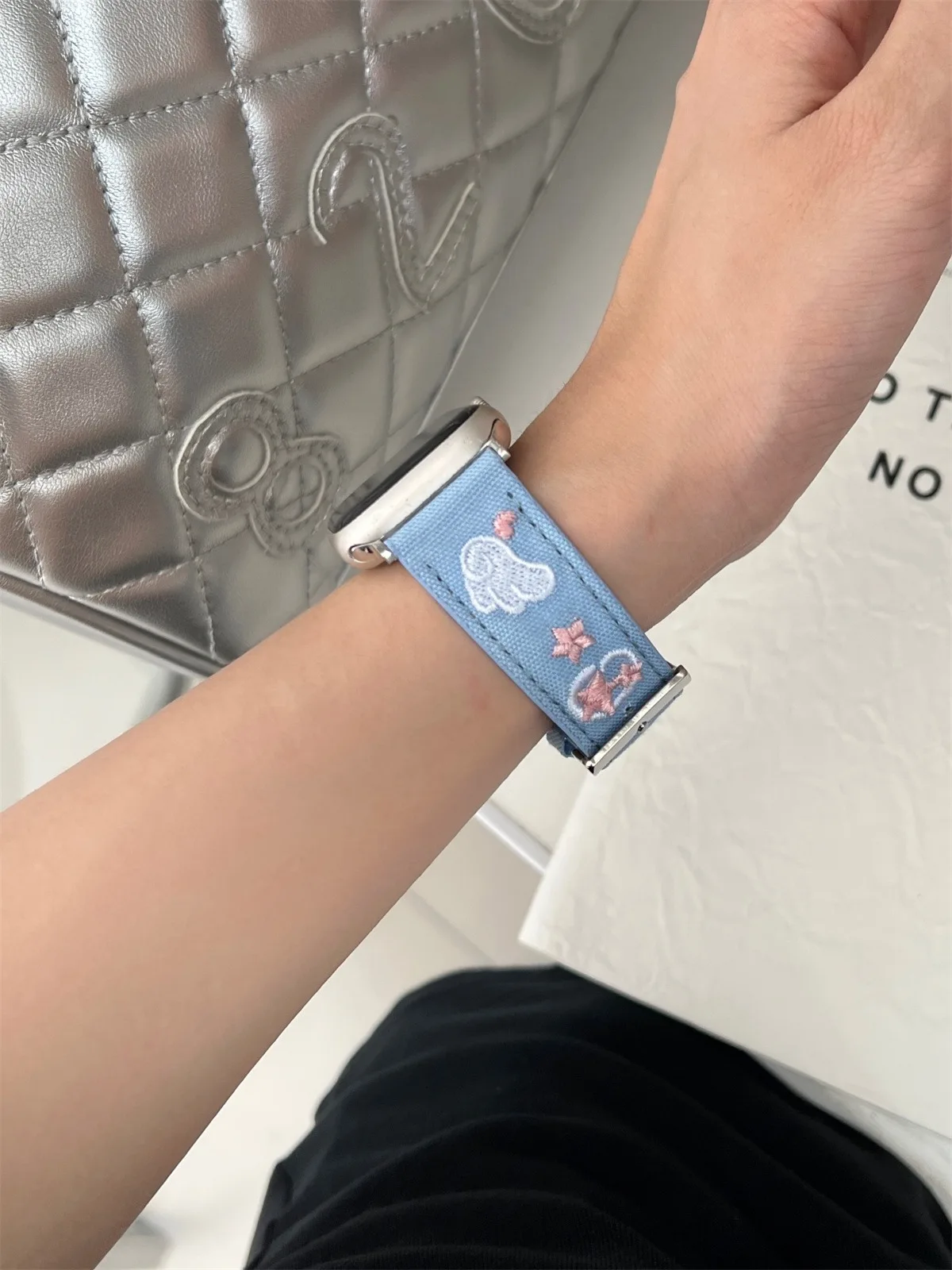 Uhrenarmband für Iwatch 42/44/45/46/49 mm 38/40/41 mm PU-Leder-Mode-Uhrenarmband für Uhrenserie Ultra2 Serie 10/9/8/7/6/5/4/3/2/1_voghion.com