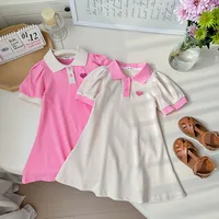 Robes Polo Élégantes pour Filles Été 2026 – Robe Tendance à Col Brodé Cœur pour Enfants de 1 à 7 Ans – Tenue de Vêtements pour Enfants 2