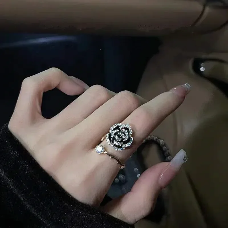 Black Rose Shaped Metal Opening Rings for Woman Girls Fashion