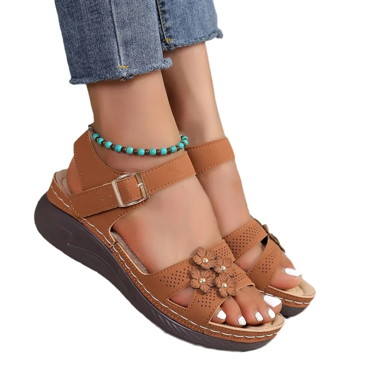 2025Ankle Buckle Womens Wedge Sandals Summer Vintage Flowers Platform Sandles Women Non Slip Soft Bottom Casual Sandalias