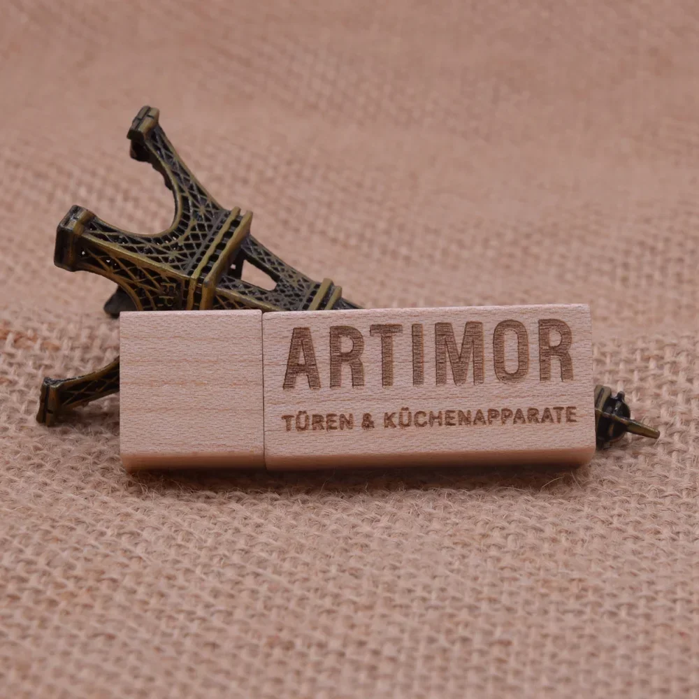 20pcs USB 2.0 고객 로고 나무 + 상자 USB 플래시 드라이브 메이플 우드 pendrive 4GB 16GB 32GB 64G U 디스크 메모리 스틱 무료 배송