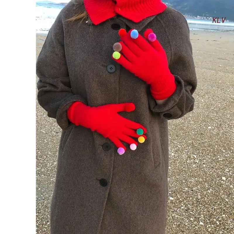 

Winter Knitting Gloves Warm Women Full-Finger Gloves Thicken Outdoor Ski Touchscreen Gloves with Colorful Pompom Decor