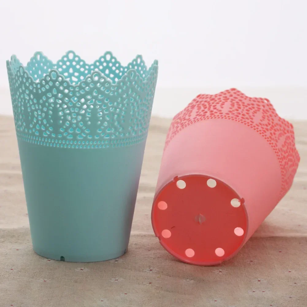 Elegant Lace Hollowed Out Crown Vase - Decorative Resin Flower Pot
