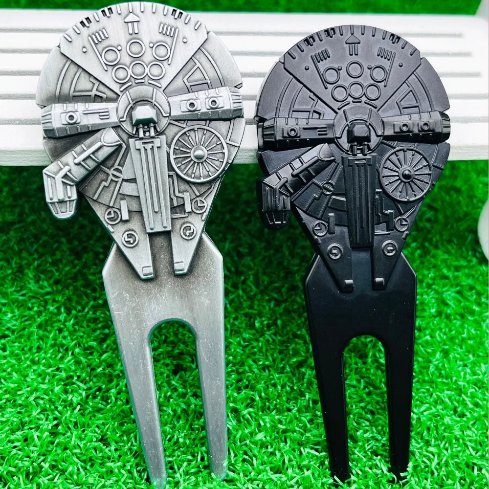 New Creative Spaceship Zinc Alloy Green Repair Fork Back Magnetic Mark Golf DivotTool Golf Accessories Golf Supplies