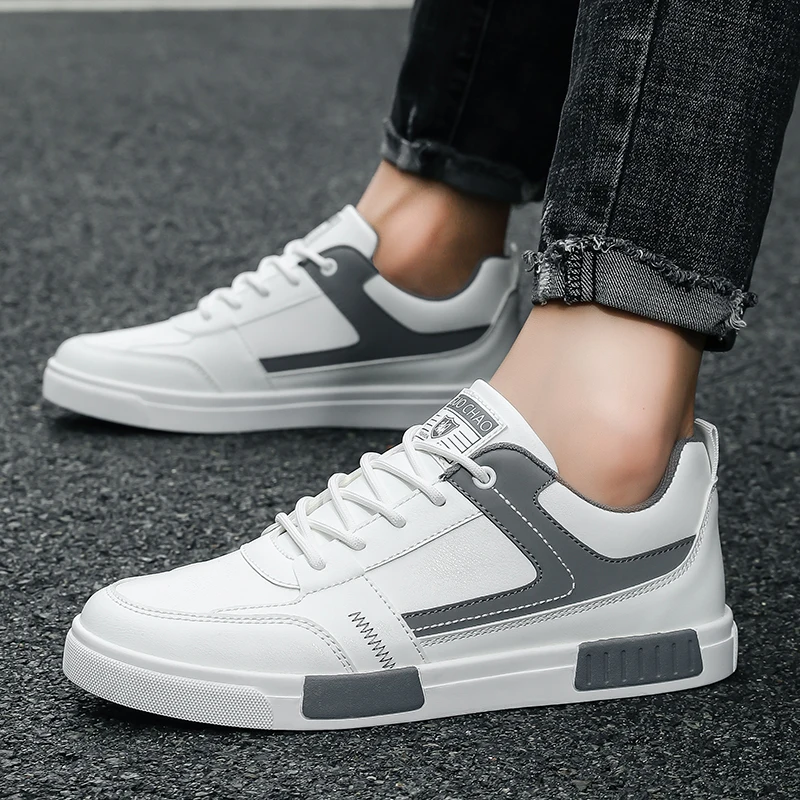 

Fashion Trend Men Sneakers Casual Leather Male Shoes Lightweight Skateboard Footwear Lace-Up Walking Flats Men Vulcanize Shoes