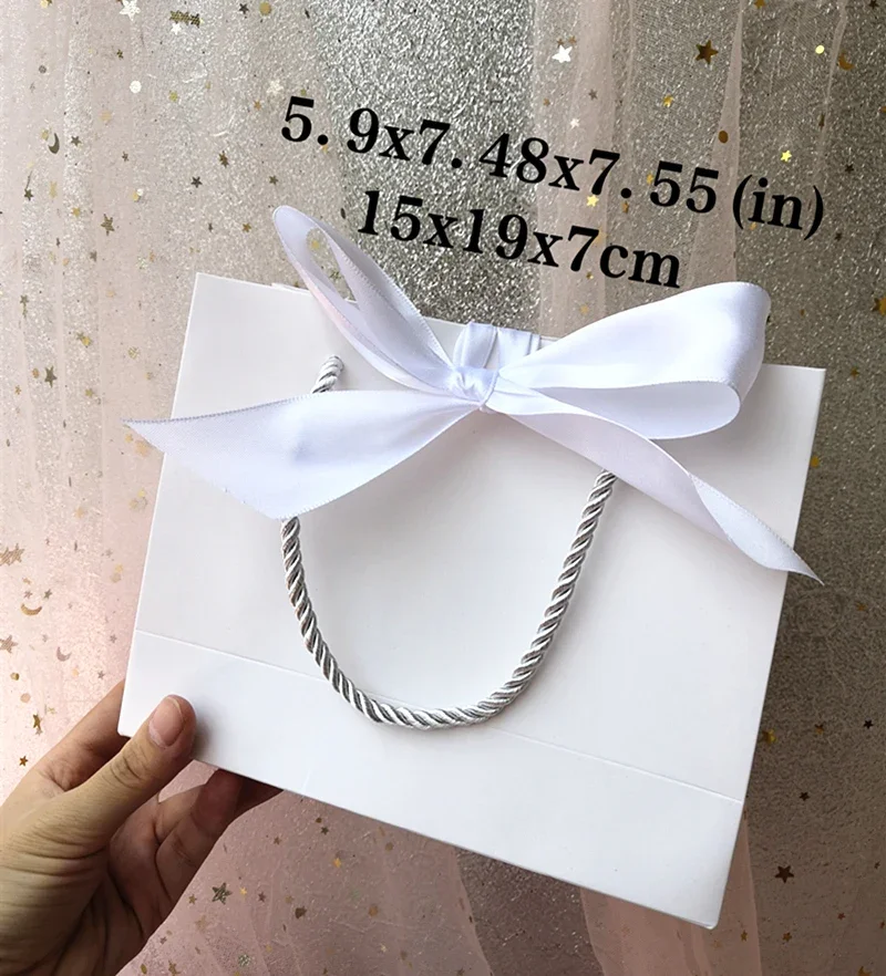Geschenktüten zur Logo-Anpassung oder Preisunterschied für Expressversand von Waren, die Kosten der Tasche enthalten ﻿