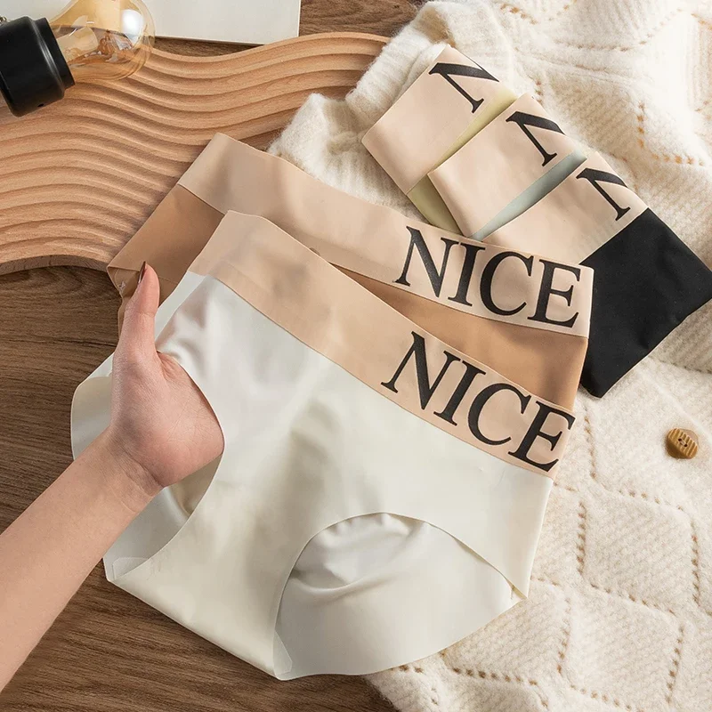 

Новинка 2024, настоящие фотографии, модные бесшовные цельнокроеные трусики для подтяжки ягодиц, спортивные трусики, женское нижнее белье, короткие трусики из мягкого ледяного шелка