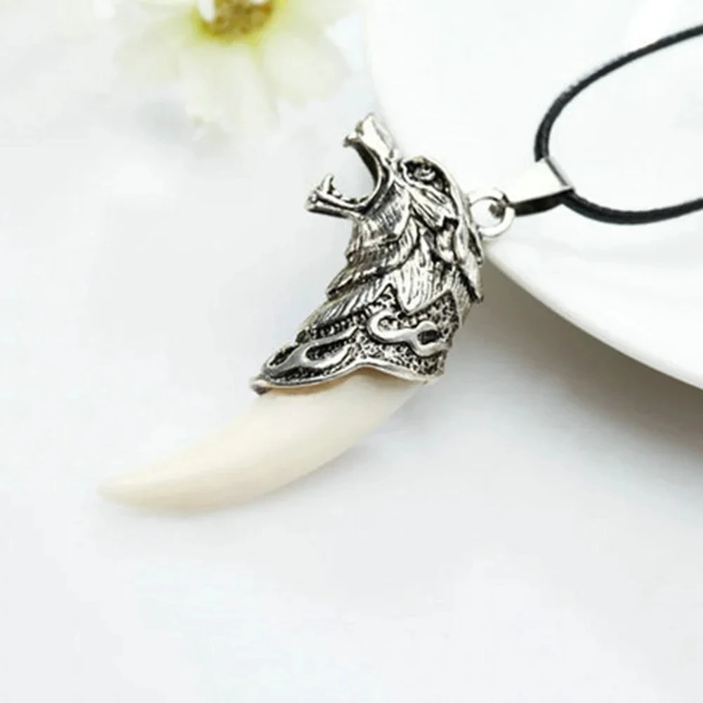Men Women's Goth Vintage Wolf Tooth Pendant Leather Beaded Weaved Prayer Necklace Fashion Jewelry Necklaces 1PC