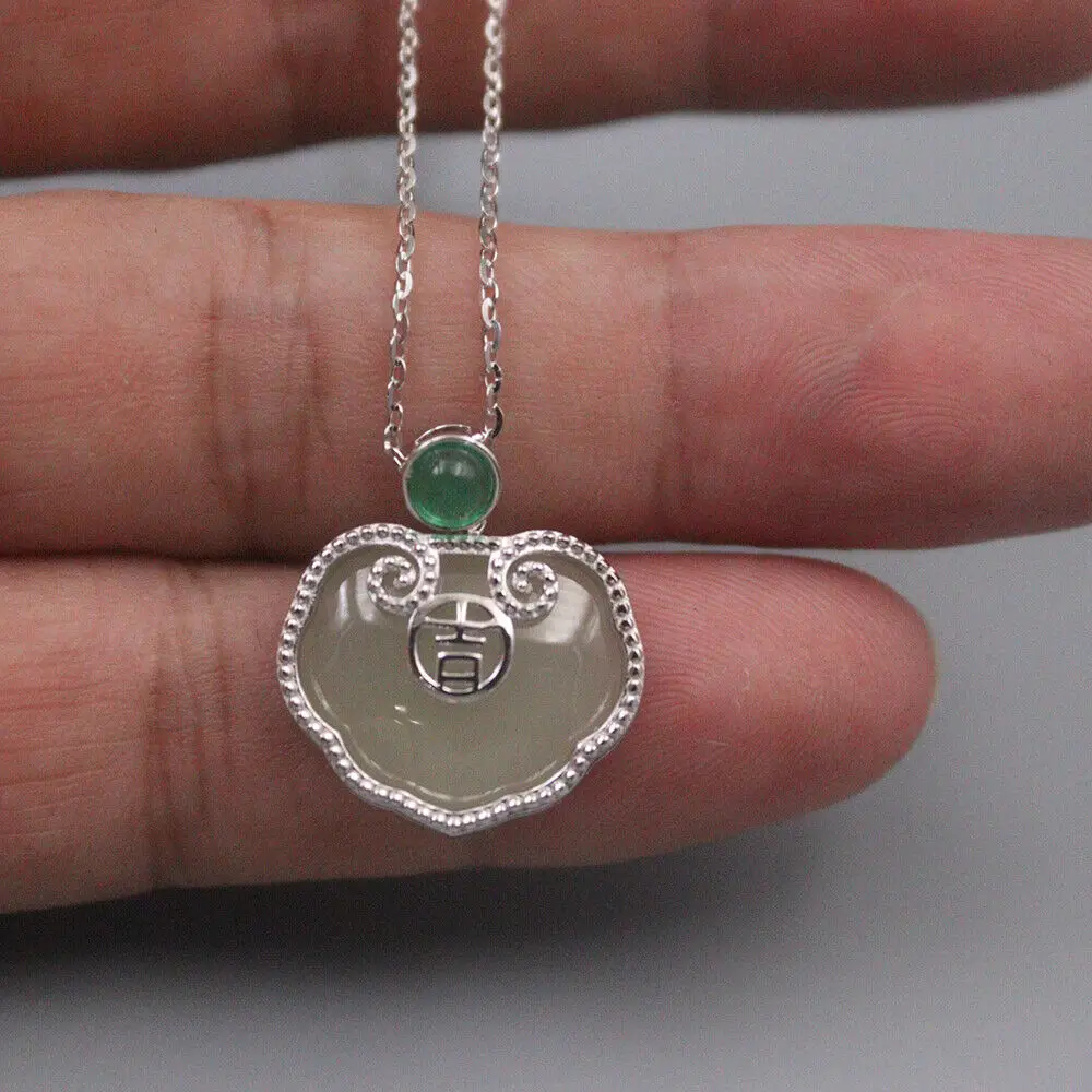 Натуральный нефритовый бриллиантовый