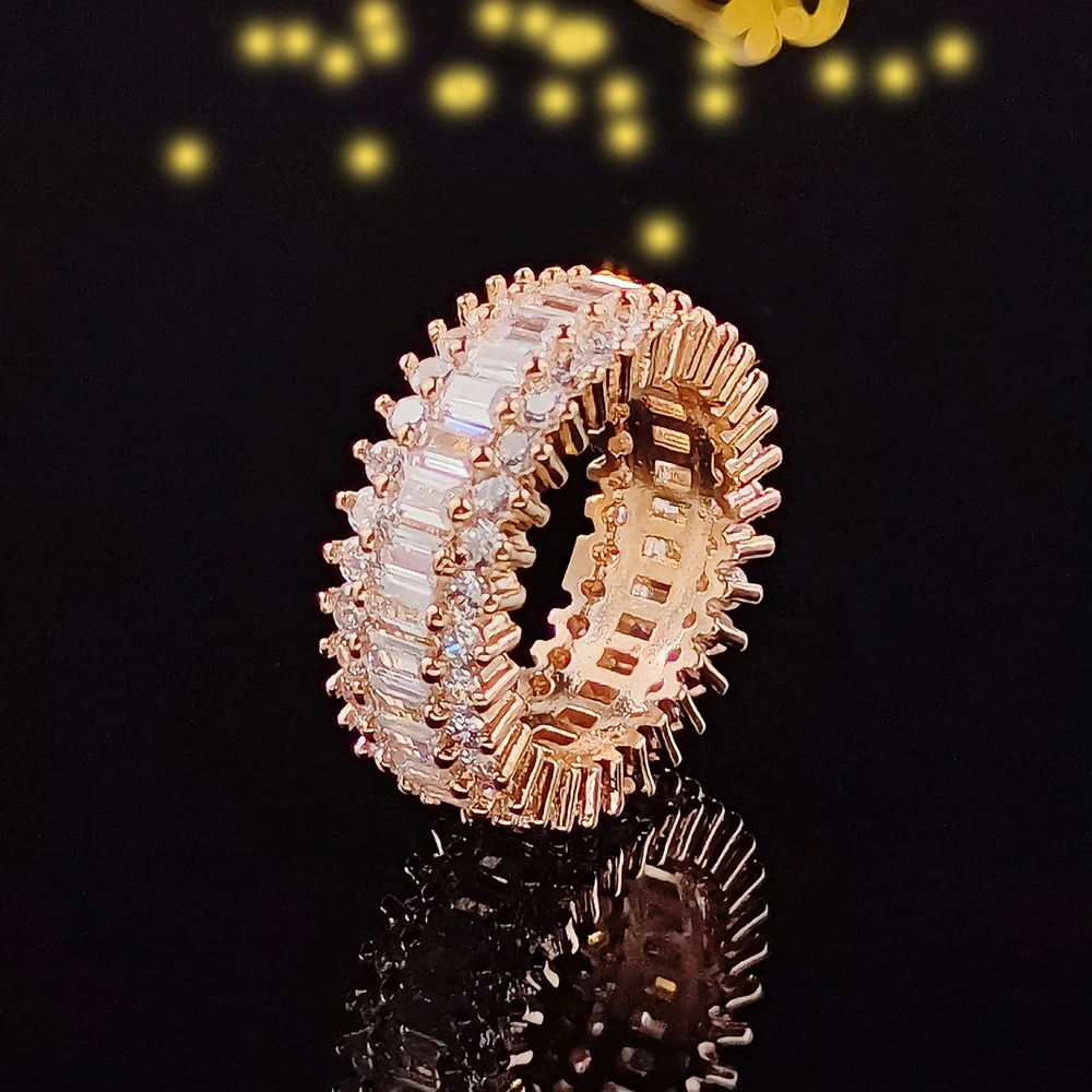 Elegant Vintage Gold & Silver Eternity Wedding Band for Women & Men - Perfect Gift