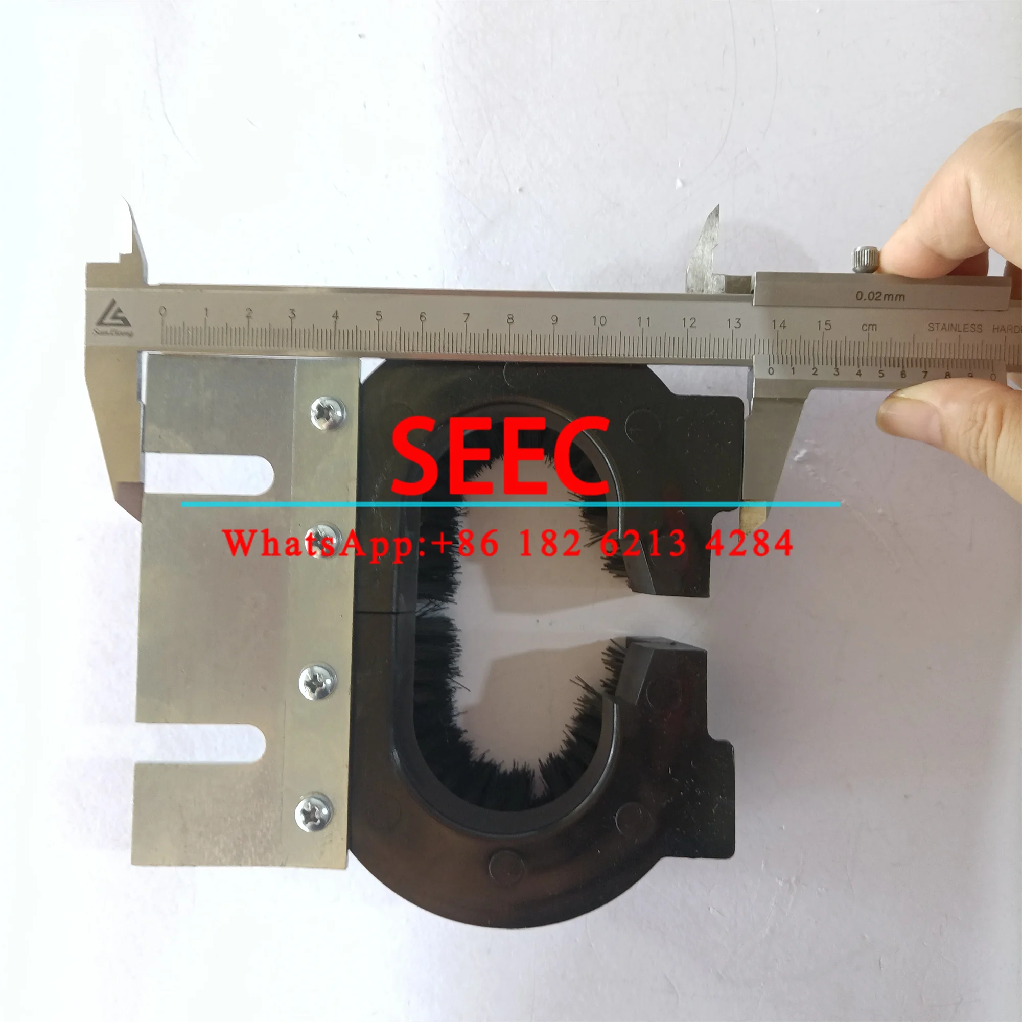 SEEC KM4062490H01 Escalator Handrail Inlet Brush L=143mm Elevator Spare Parts