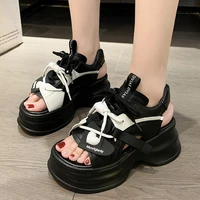 Sandales à plateforme de sport pour femmes, chaussures de marche compensées, Peep Parker, gros lacets, mode astronomique, optique d'été, 2024 5
