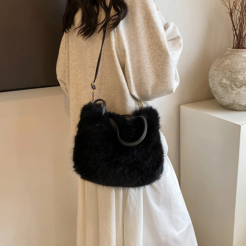 Luxury Faux Fur Ladies Square Shoulder Bags Winter Fluffy Female Crossbody Bag Soft Furry Plush Women's Small Handbags Purse