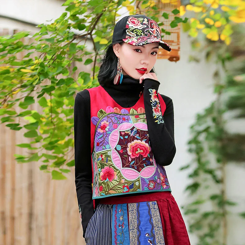 

Linen Ethnic Harajuku Gilet Embroidery Women Sleeveless Tops Oriental Traditional Vintage Waistcoat Chinese Style Vest Tang Suit