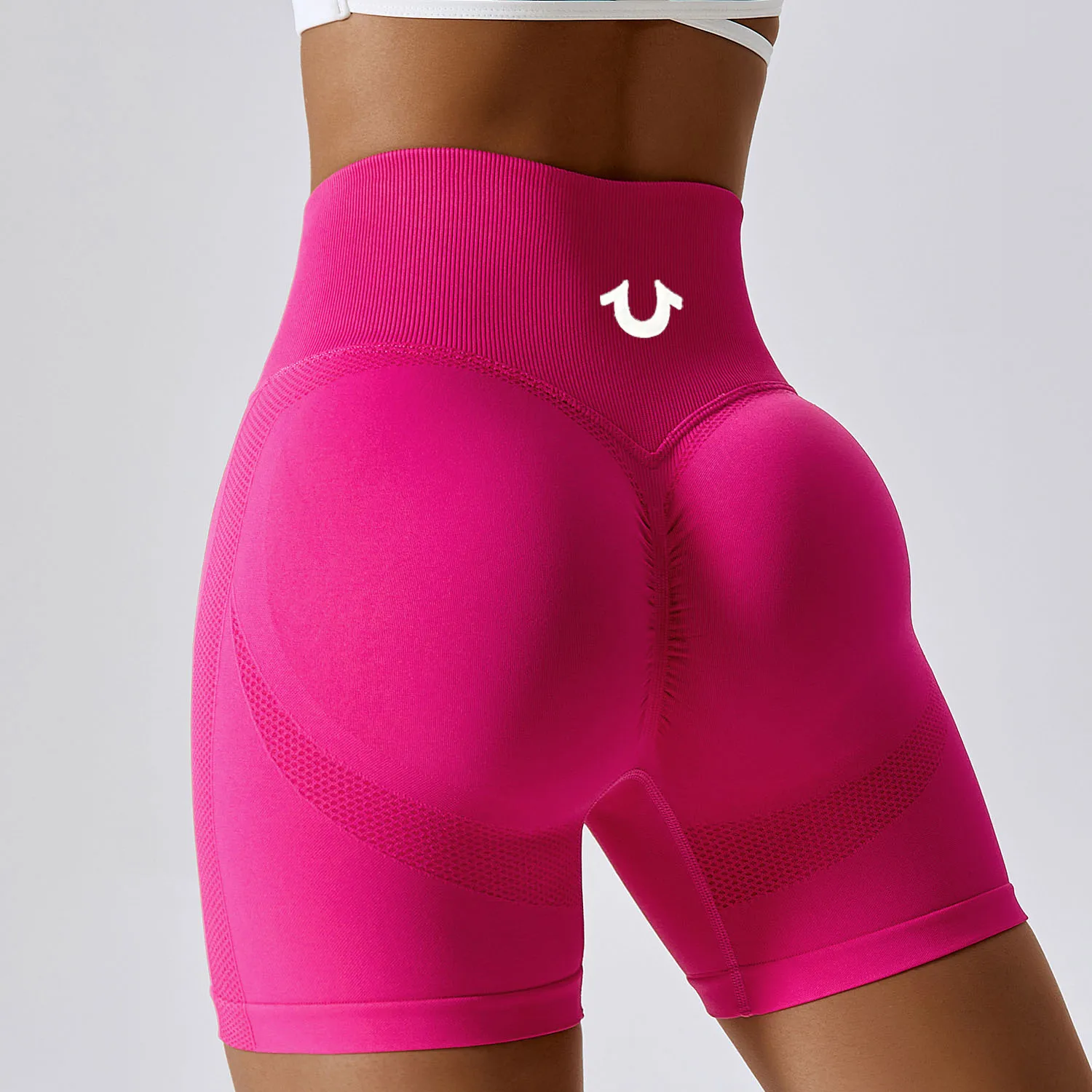 Hip Lift Fitness Three-quarter Pants Tight Running Cycling Sports Shorts Women's Summer Seamless Yoga Shorts Peach