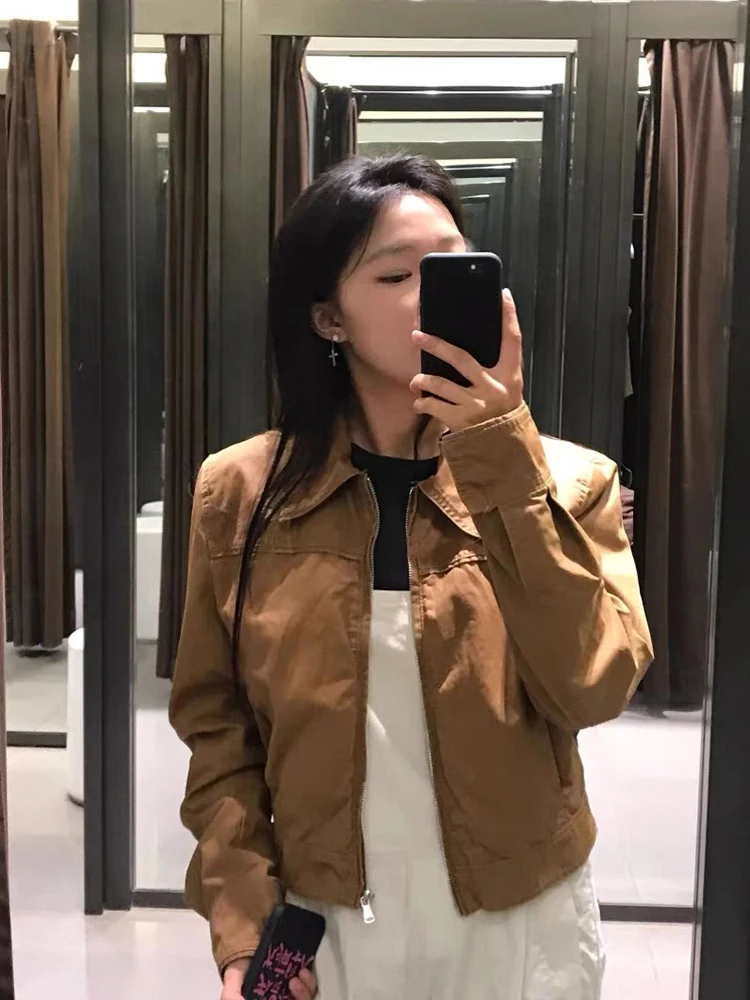 Рисунок 5 - Осенне-зимняя женская куртка из