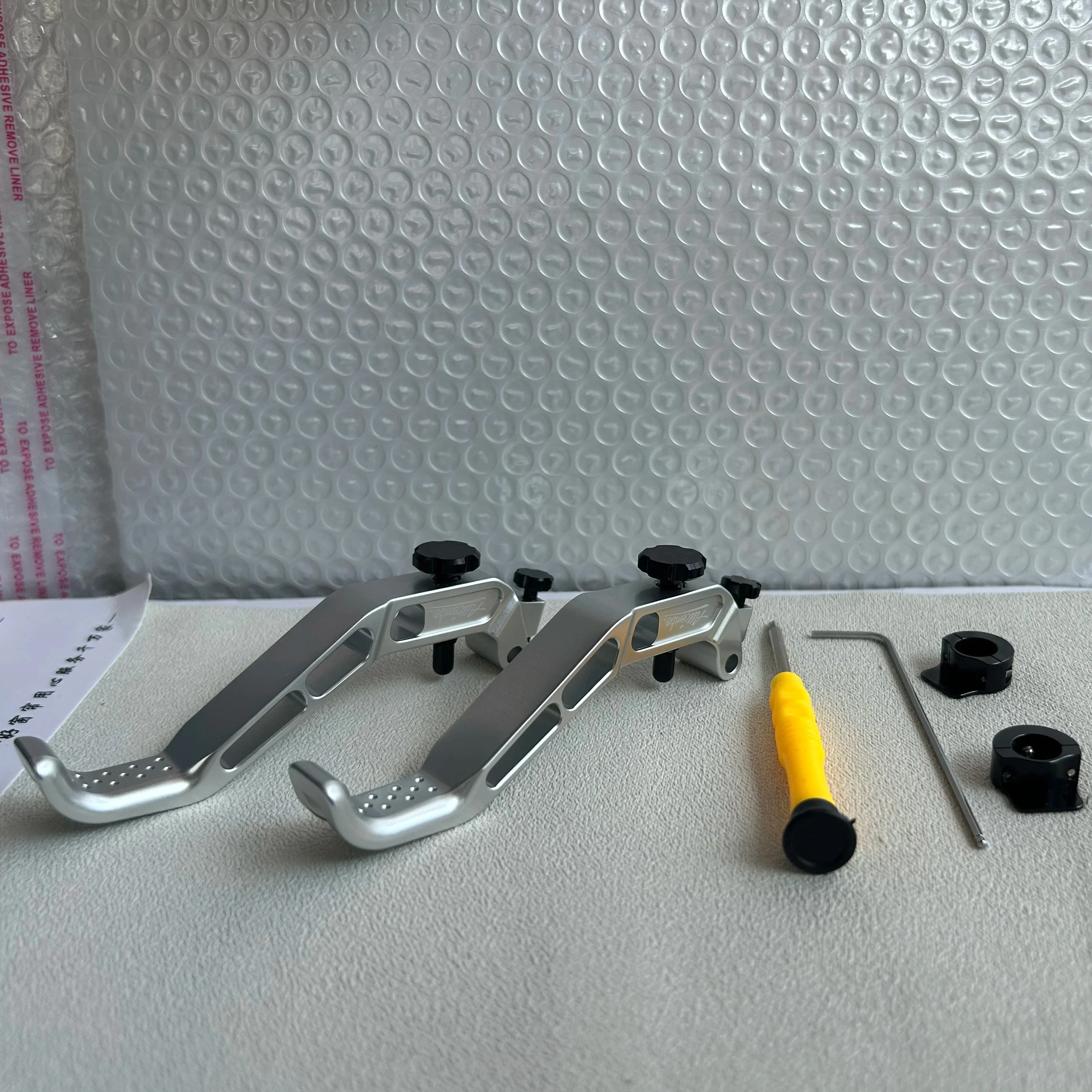 A pair Silver