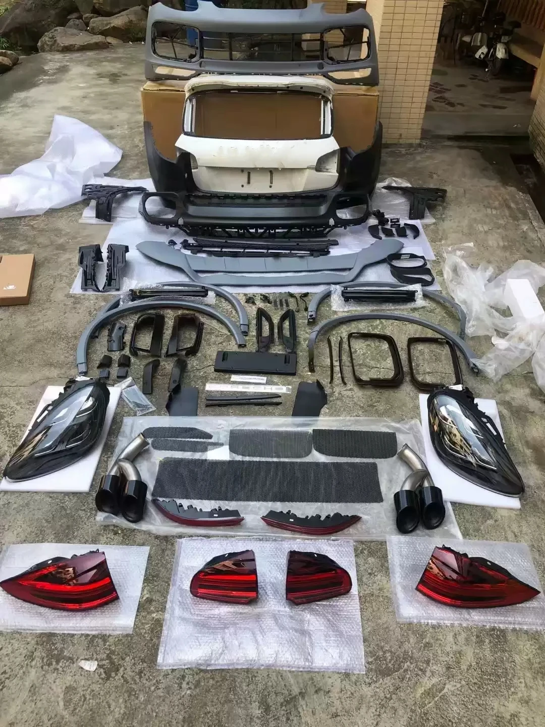 For Porsche Cayenne TURBO Front rear bumper assembly car accessories