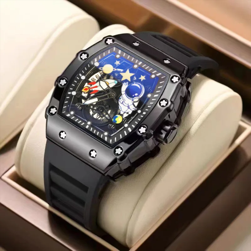Astronaut Engraving Quartz Watch - Luminous Luxury Sports Timepiece