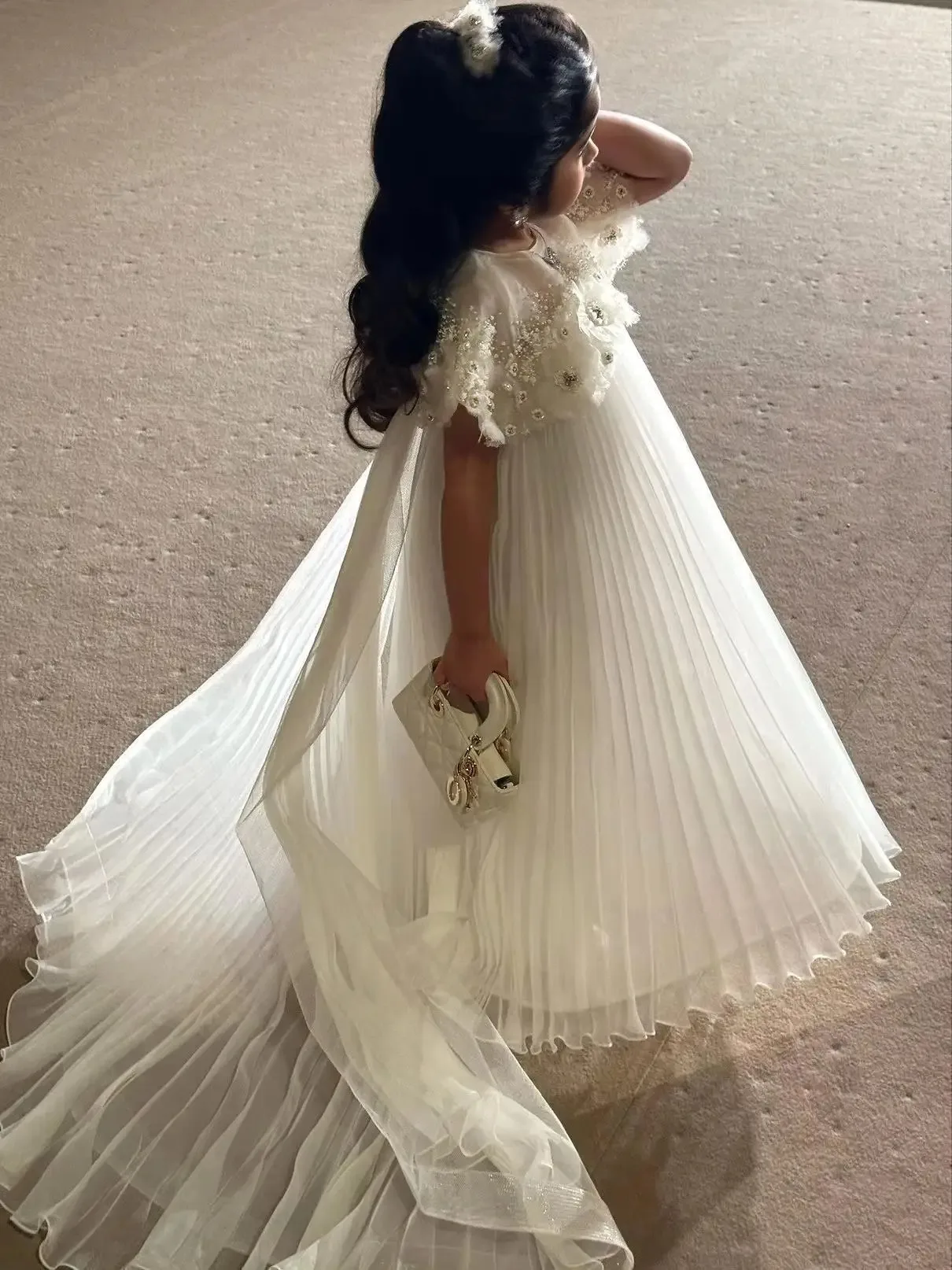 فستان حفلة بناتي أبيض زهور