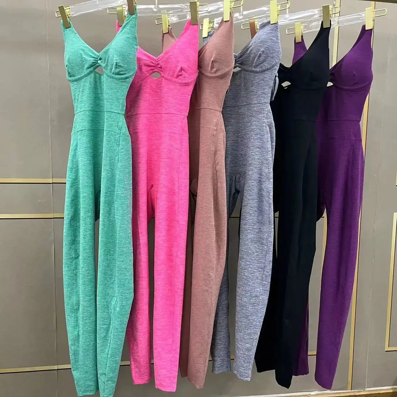 Spring and Autumn New Spicy Girl Fashionable Sports Style Back Cross Adjustable Shoulder Straps Yoga Hip Lift Fitness jumpsuit