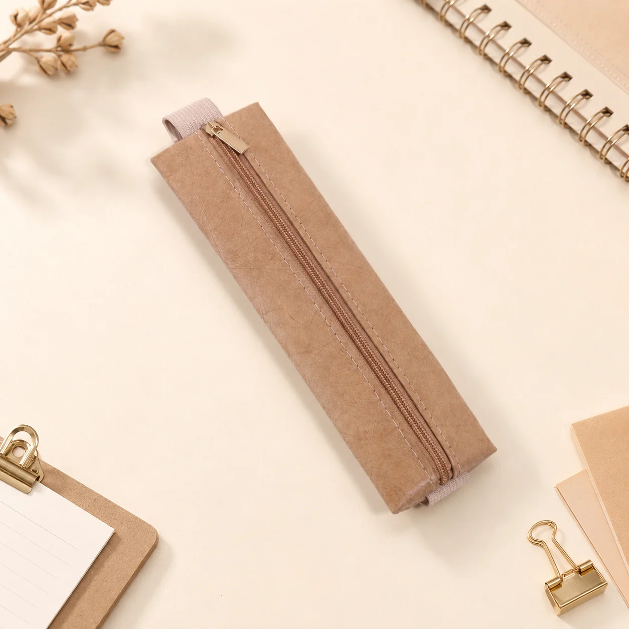 Elegant Striped Pencil Case - Portable Stationery Organizer and Desktop Decoration, Perfect Exquisite Gift