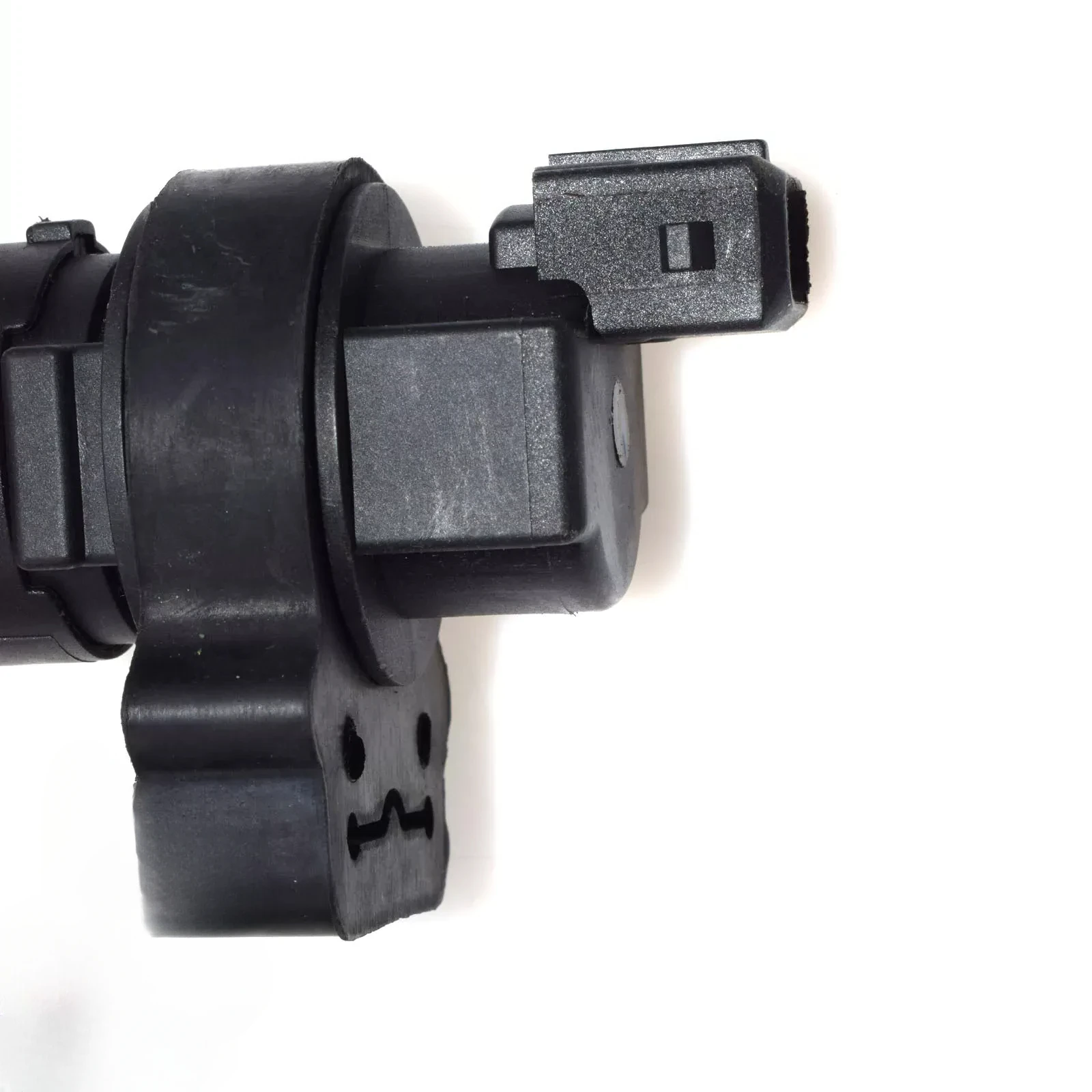 Vapor Canister Purge Solenoid Valve For MERCEDES-BENZ 400SE C230 C240 AMG C300 E320 1992-2013 0004703593