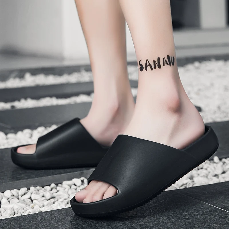 Men's EVA indoor outdoor lightweight soft sole comfortable slippers summer anti slip beach shoes fashion male thick sole sandals