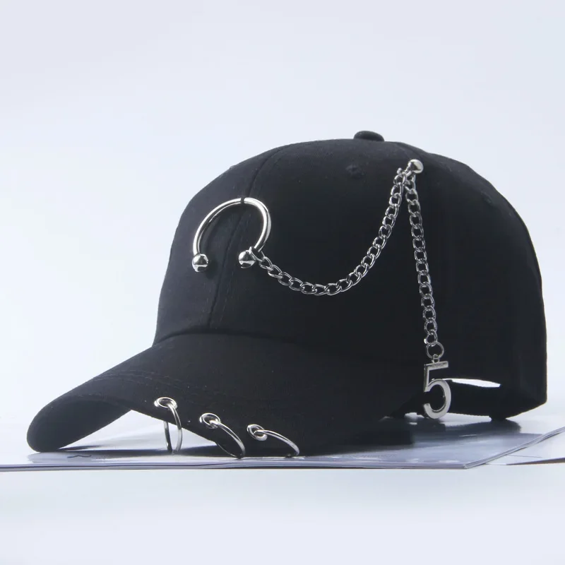 High Quality Adjustable Baseball Hat with Ring Outdoor Sports Sun Cap for Women Men Fashion Snapback Hat Chain Punk Hat Summer