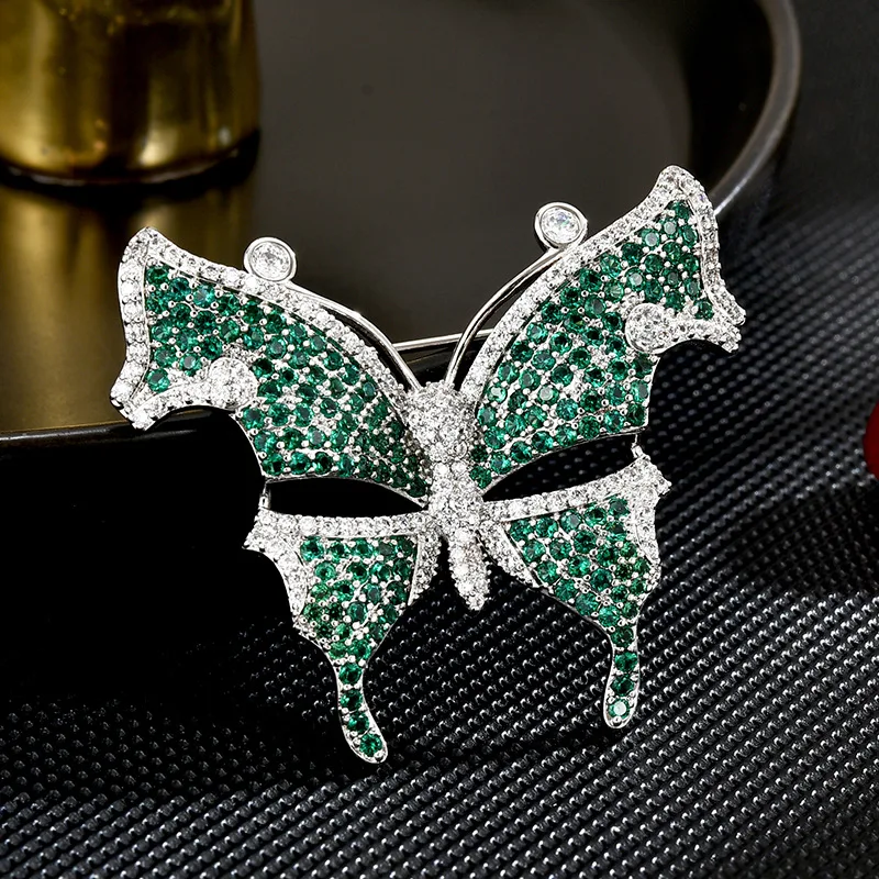 

New High-end Luxurious Zircon Elegant Butterfly Brooches for Women Temperament Classic Retro Clothing Accessories Corsage Pin