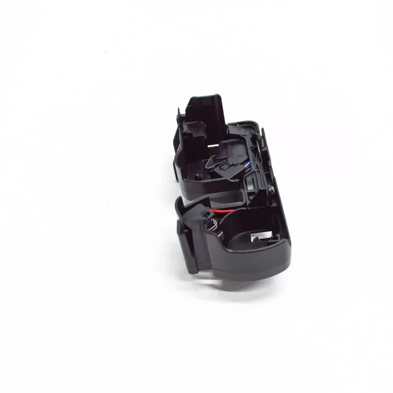 A2468700558 End Switch Bonnet Clasp Lock For Mercedes W176 W246 Mercedes W117 C117 X117 CLA W447