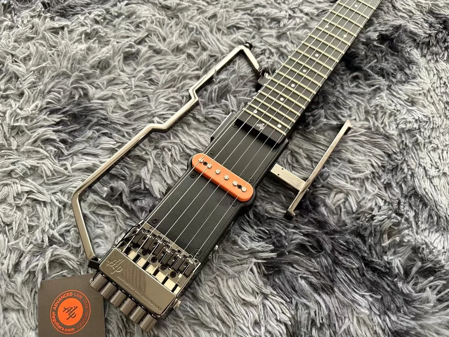 Alp Travel Guitar Foldable Body Structure FT-221S