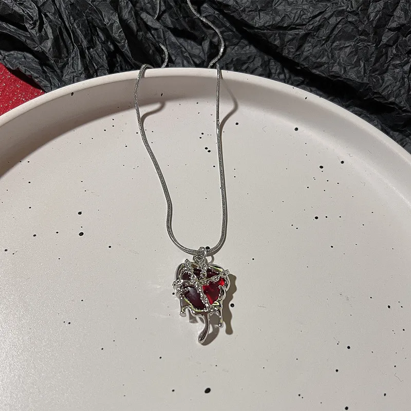 Vintage Goth 90s Silver Color Red Peach Heart Pendant Chain