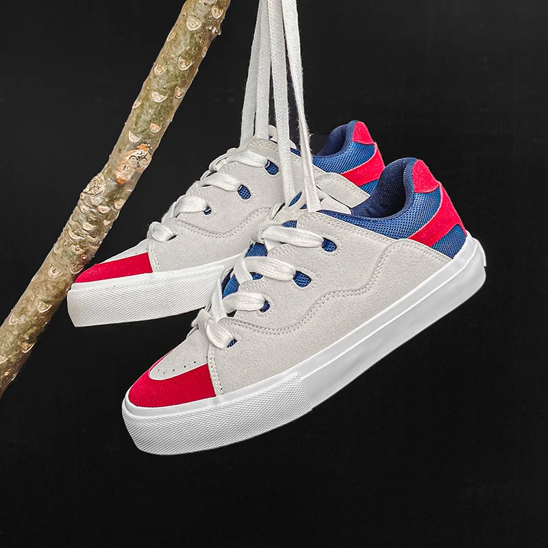 Women Casual Sneakers 2023 Spring New Fashion Lace Up Flats Women Running Sports Shoes Plus Size Ladies Vulcanize Shoes Unisex