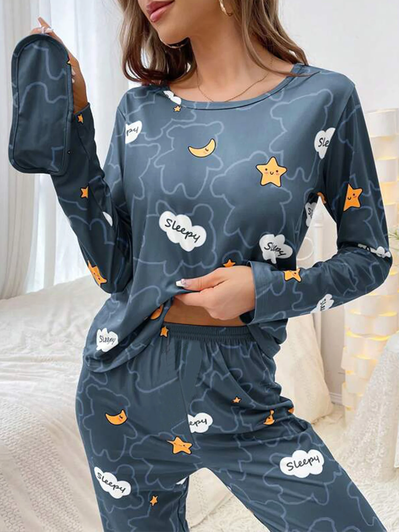 【MOODMOON】Oatlace Long Sleeve Pajama Set MOODMOON】Oatlace Long Sleeve Pajama Set 7165OcIlfML