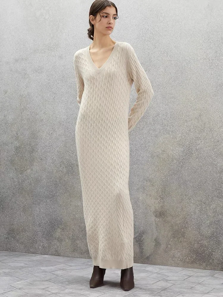 

2023 Winter Women's V-neck Heavy Retro Twist Twist Long Foot-length Knitted Cashmere Dress
